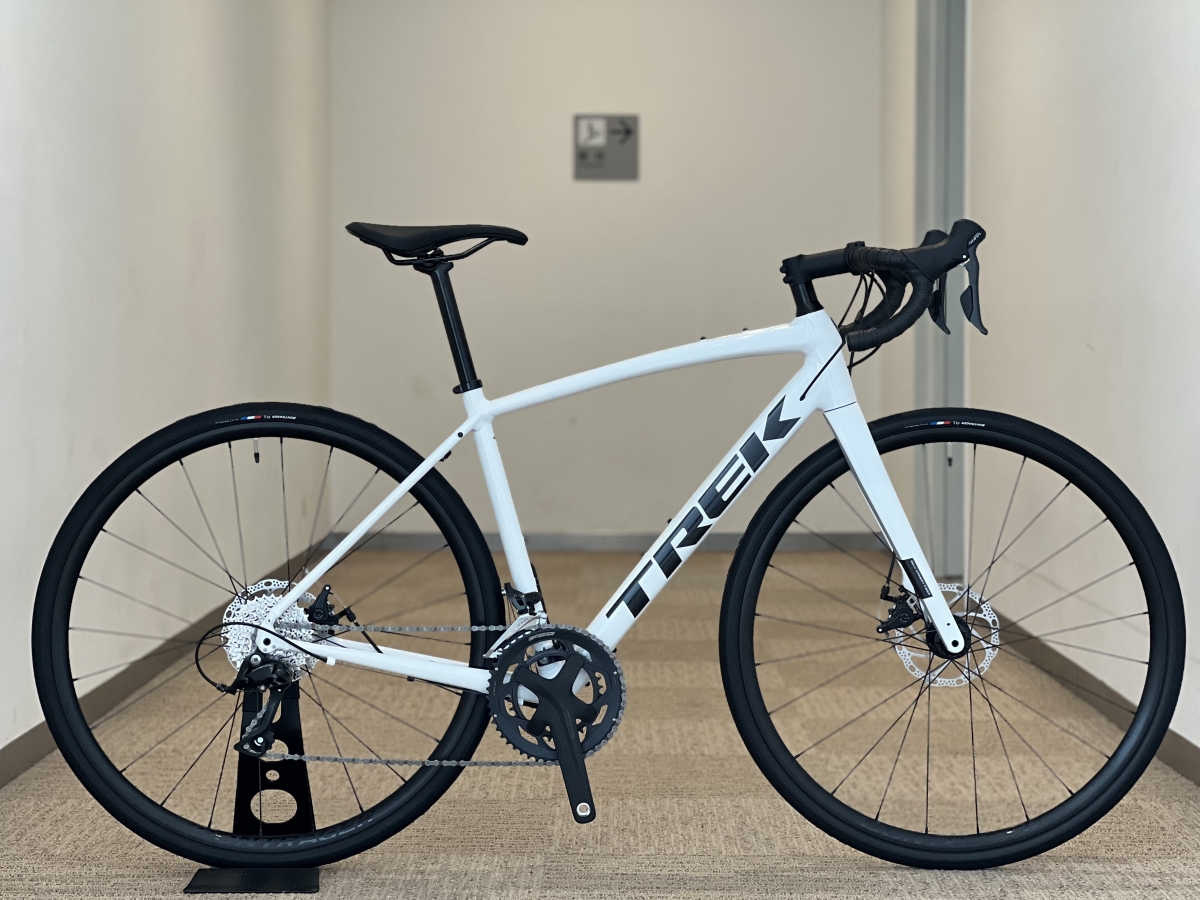 アップグレード】鉄下駄卒業！「TREK DOMANE AL DISC」を、当社