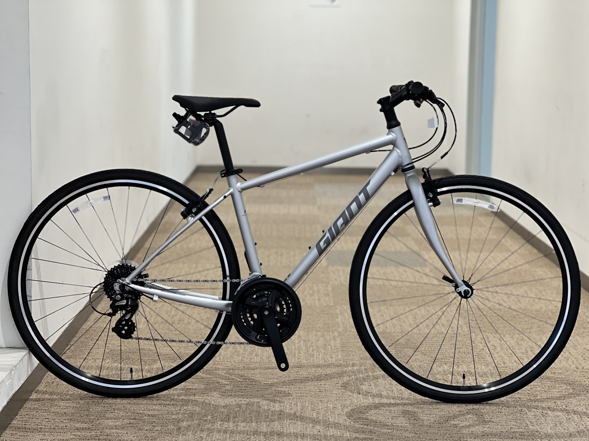 SALE】国内3500台限定販売のモデルになんと、スタンドを付属し価格もお