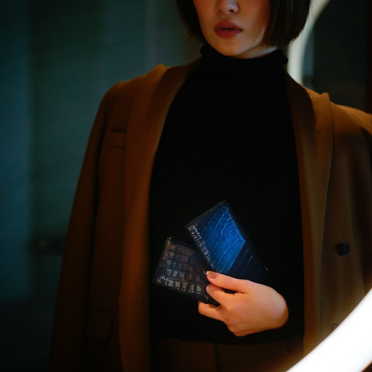 YFA194N フラグメントケース ｜美しい色彩の革財布、革製品通販