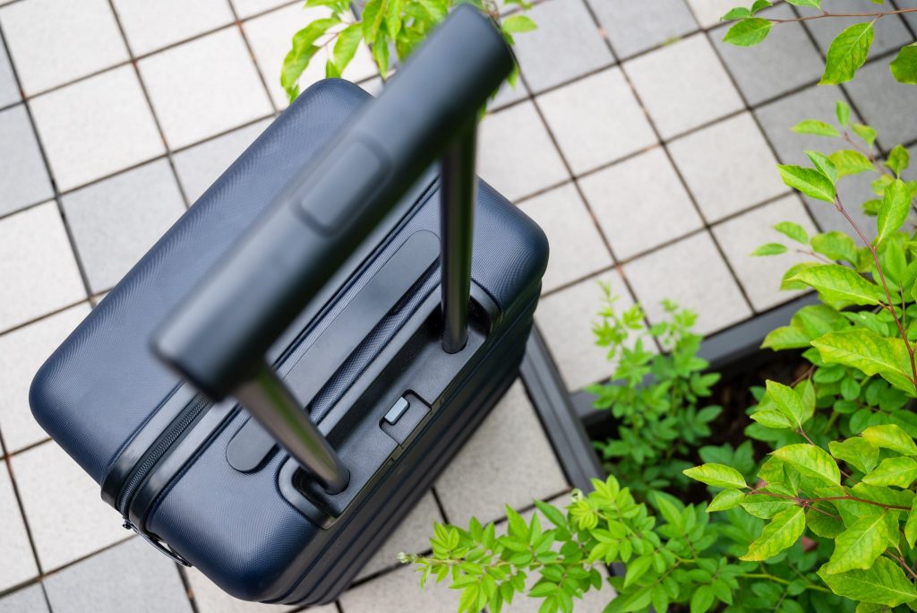 もはや乗り物!? 無印良品スーツケース(35L)のレビュー | ゆとりばてぃ