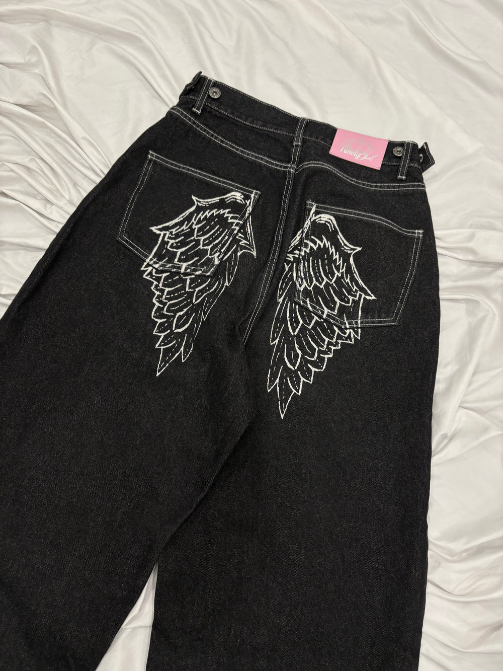 Feather logo Studs Buggy Denim Pants – YZ