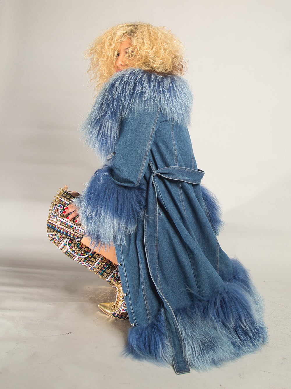 Denim Coat w/ Shearling Fur -..-. ZCRAVE™ OFFICIAL ONLINE STORE