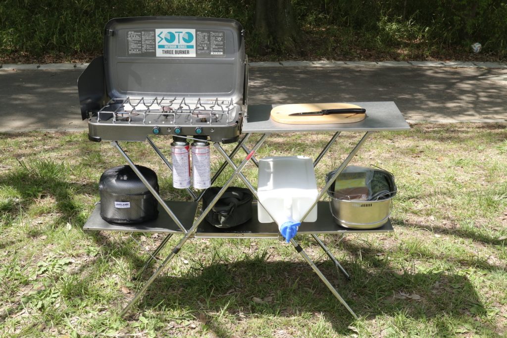 自宅のように ユニフレームキッチンスタンドII – 残念キャンプで