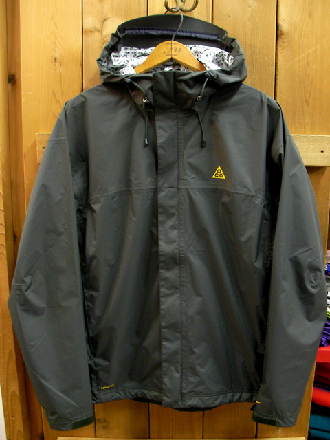 NIKE ACG（ナイキ エーシージー） STORM FIT TRAIL JACKET（ストーム