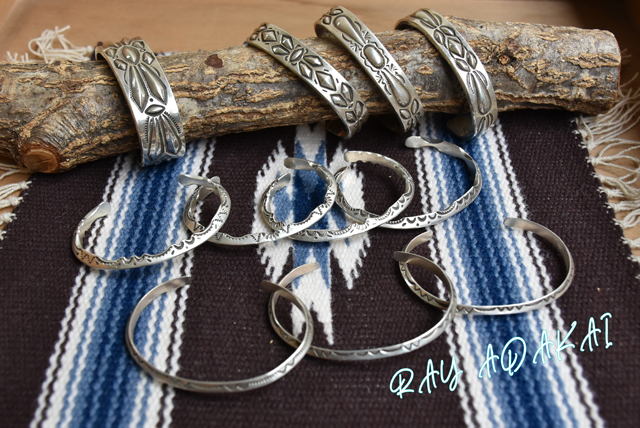 手元が寂しくなる時期が来る前にオススメしたい良い銀細工。～Indian