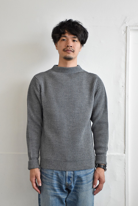 ANDERSEN-ANDERSEN（アンデルセンアンデルセン） THE NAVY CREW NECK
