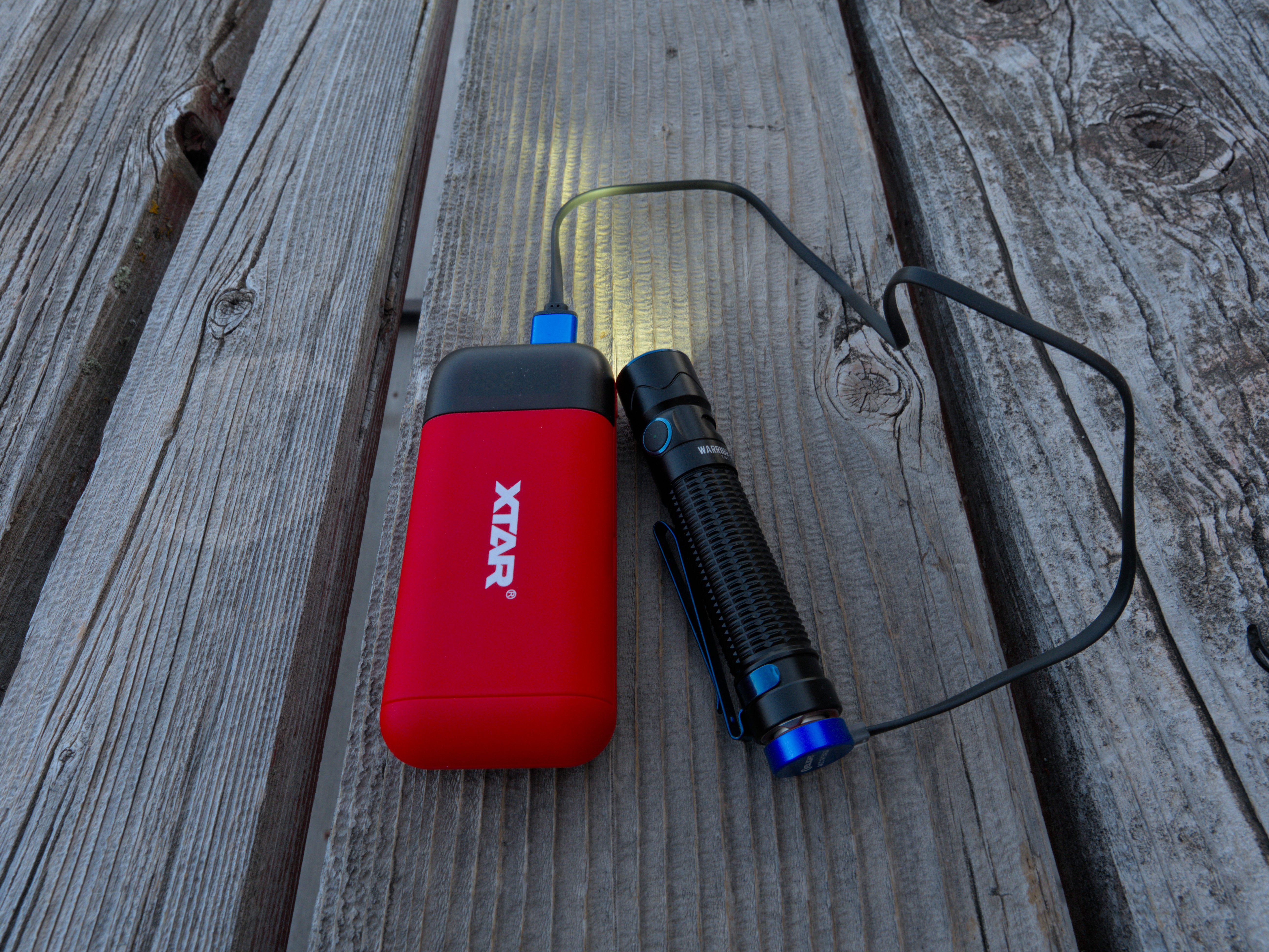 Review: Olight Warrior Mini 2 - a tactical EDC light with an