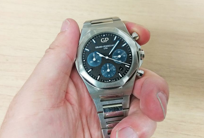 904L スティール】ジラール・ペルゴ 81020-11-631-11A ロレアート