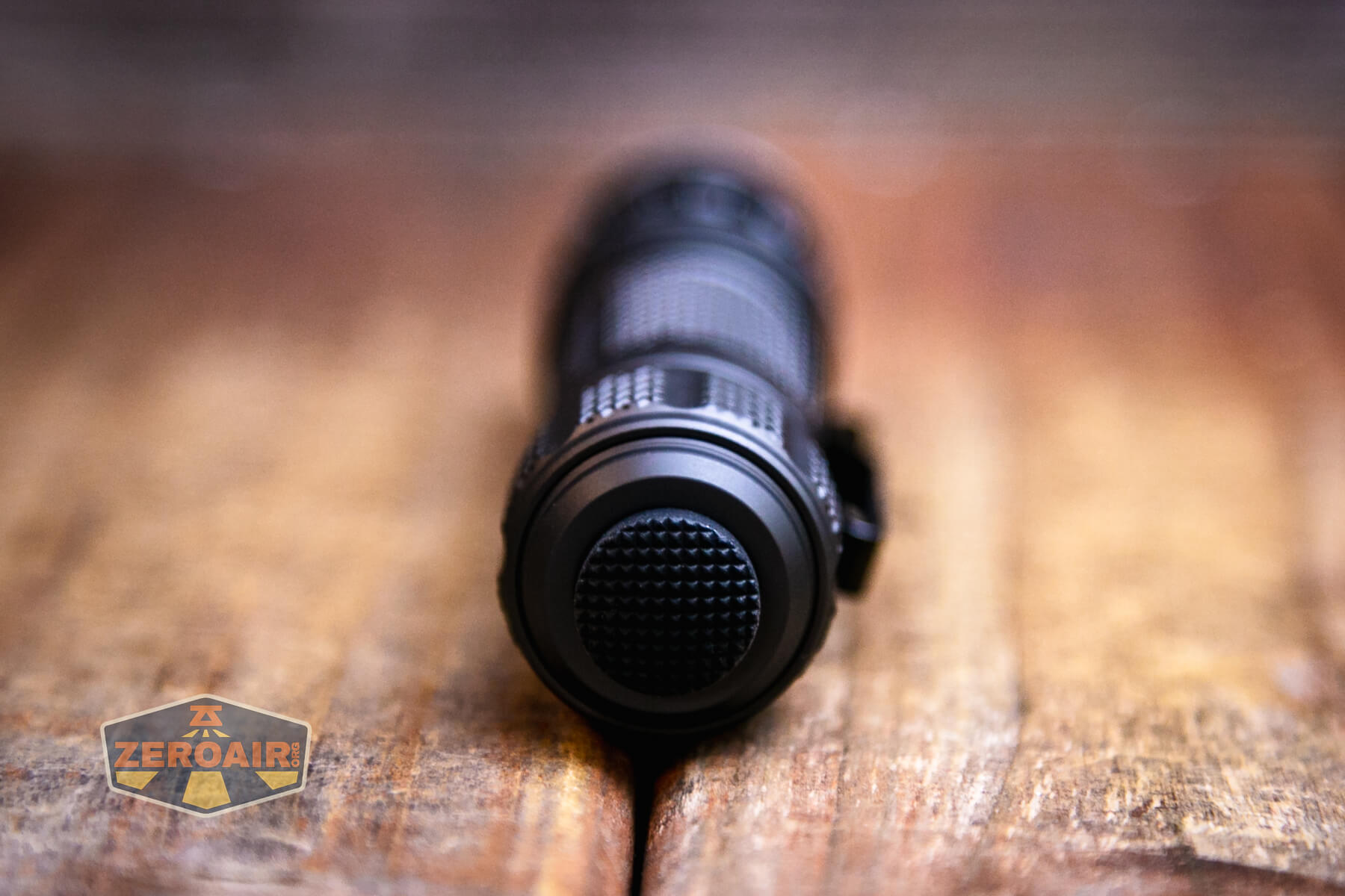 Weltool T2 “Elegant Panther” Flashlight Review - ZeroAir Reviews