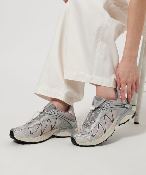SALOMON（サロモン） スニーカー 「Salomon」XT-WHISPER シルバー