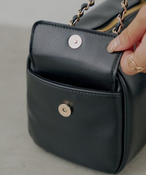 Chico（チコ） ボストンバッグ チェーンハンドル横長スエードバッグ