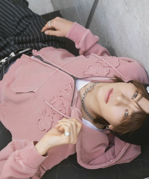 SPINNS（スピンズ） パーカー 「内田金吾くん着用」短丈ダブルジップ