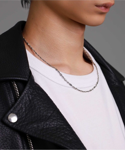 LION HEART（ライオンハート） ネックレス “HOWL”オーバルデザイン