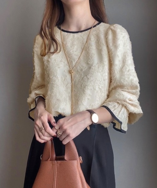 FILLOU（フィルー） ブラウス シャツ 配色パイピングフラワー