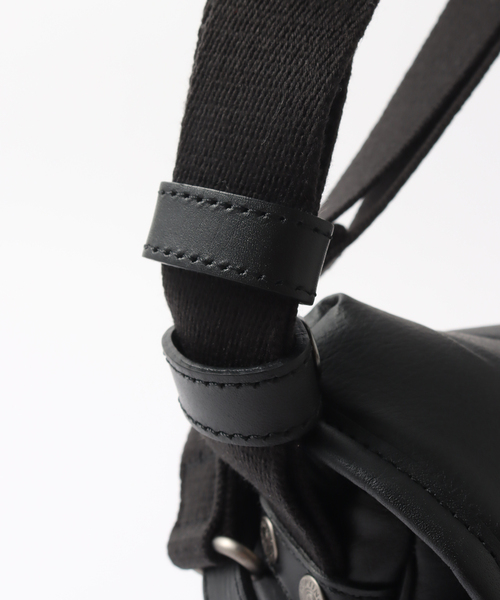 Hunting World（ハンティング・ワールド） ショルダーバッグ CARRYALL