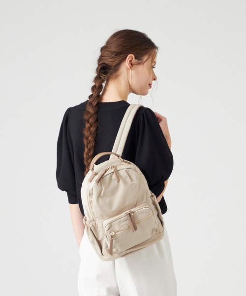 MONICA（モニカ） デイバック リュック 13ポケットナイロンリュック