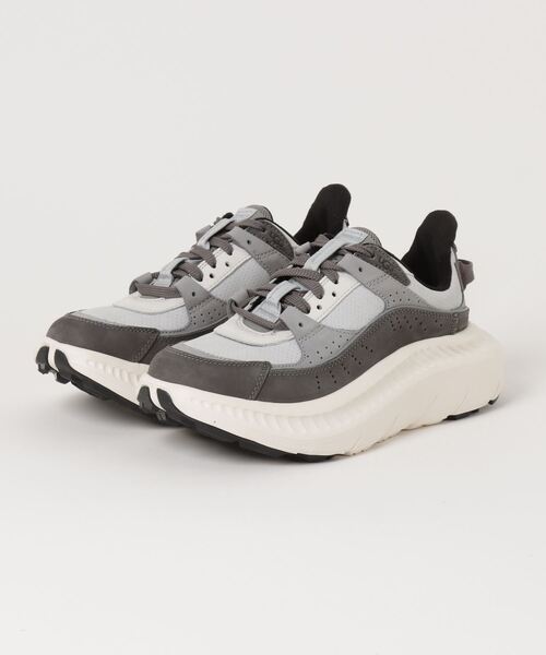 UGG Australia（アグオーストラリア） スニーカー UGG CA805 V2 NUBUCK