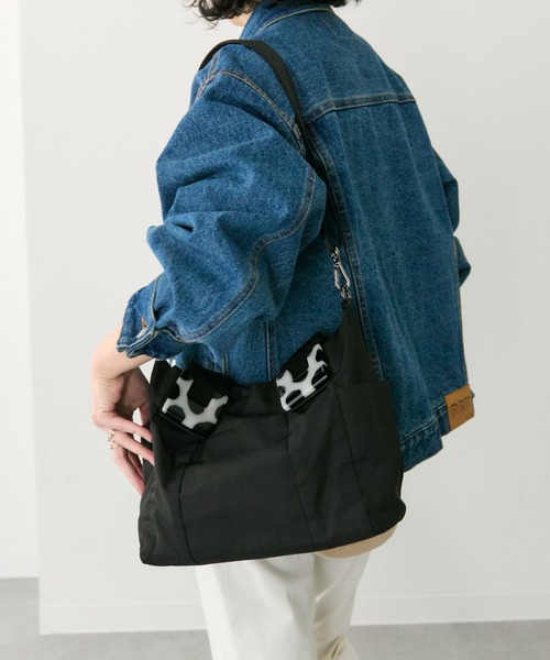 ear PAPILLONNER（イア パピヨネ） トートバッグ 「ポケット8個