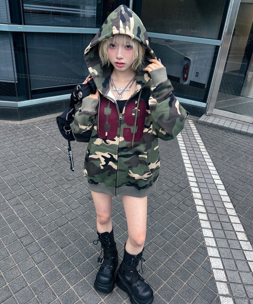 MAHAGRID（マハグリッド） パーカー CAMO APPLIQUE ZIP UP HOODIE/迷彩