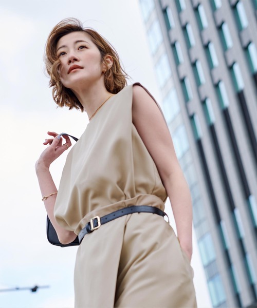 ur's（ユアーズ） tシャツ ショルダータックサイドスリットトップス