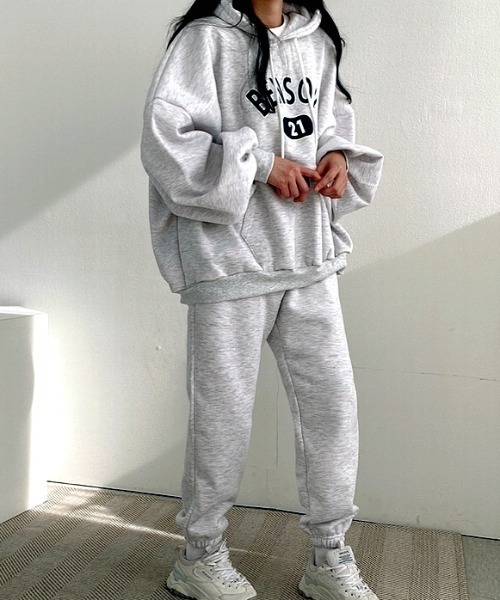 SHEENA（シーナ） セットアップ 「セットアップ」ロゴパーカー