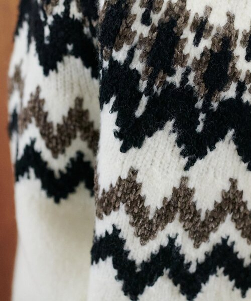 Discoat（ディスコート） ニット セーター 「ユニセックス」求心柄