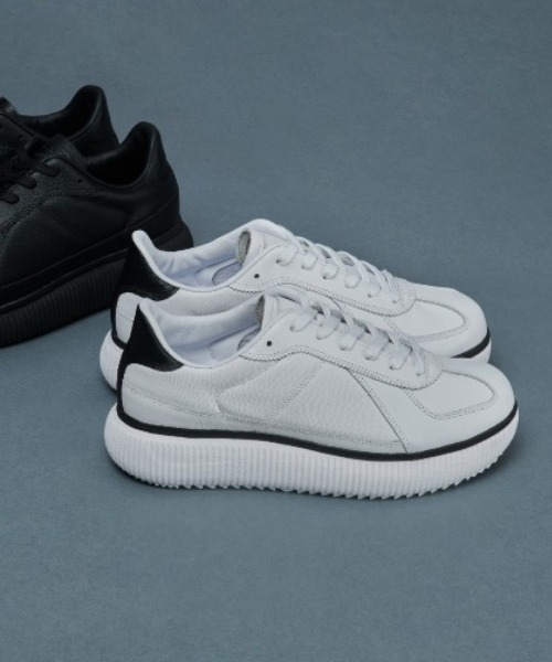 Onitsuka Tiger（オニツカタイガー） スニーカー DELECITY