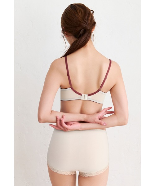 WACOAL（ワコール） ブラジャー 「重力ケアブラ」 ノンワイヤーブラ