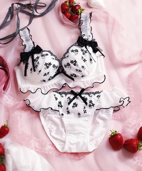 northerly（ノーザリー） ブラジャー ショーツセット ロゼット