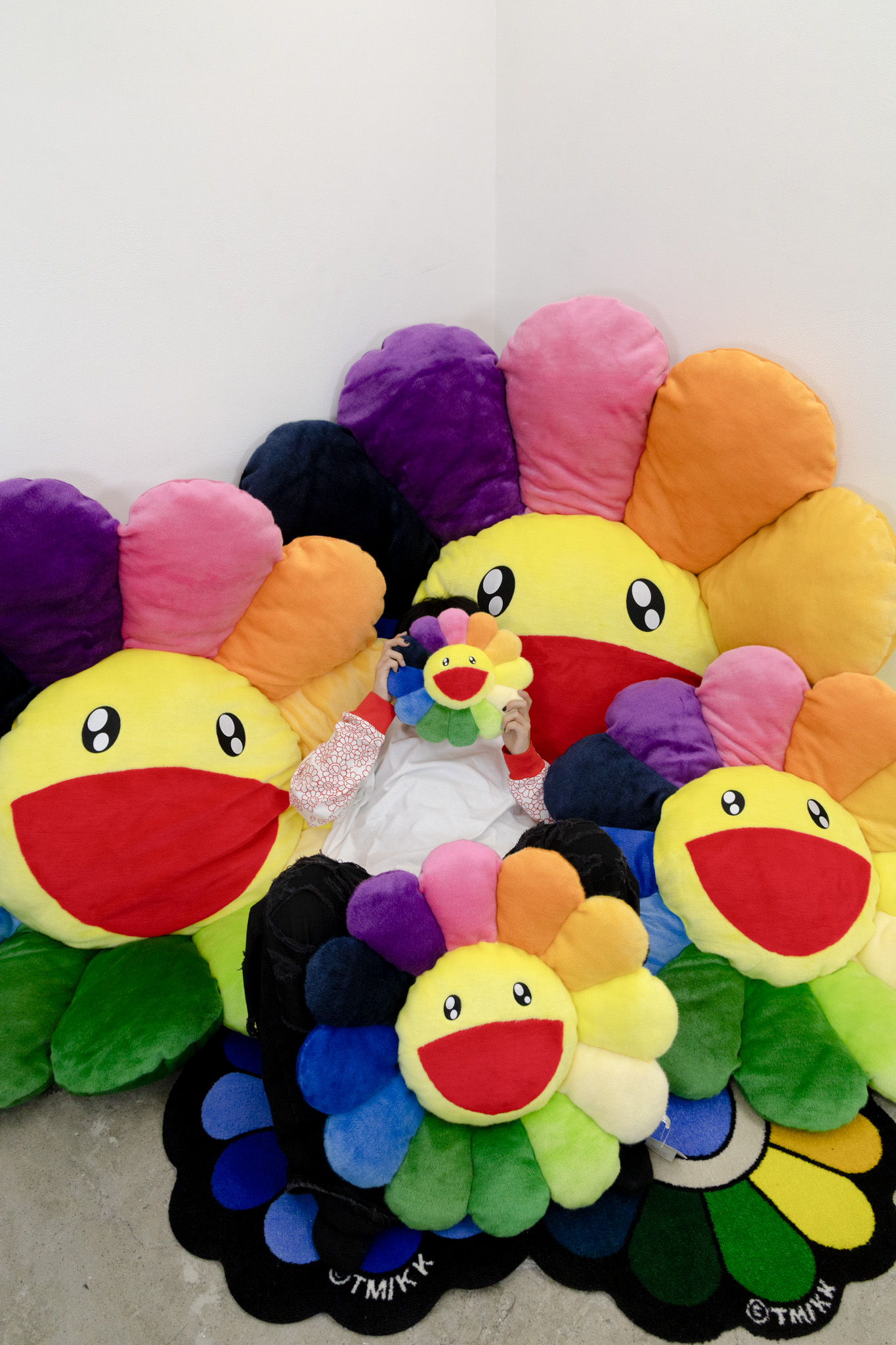 Tonari no Zingaroより、店頭・WEB SHOPにてラージサイズのお花