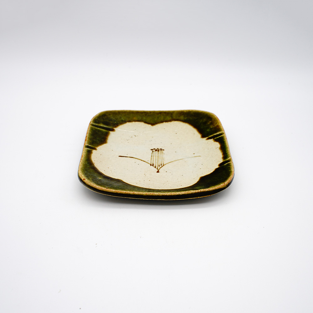 LE-8A 織部椿 角銘々皿 – 美濃焼・呉須赤絵・テーブルウェアの通販