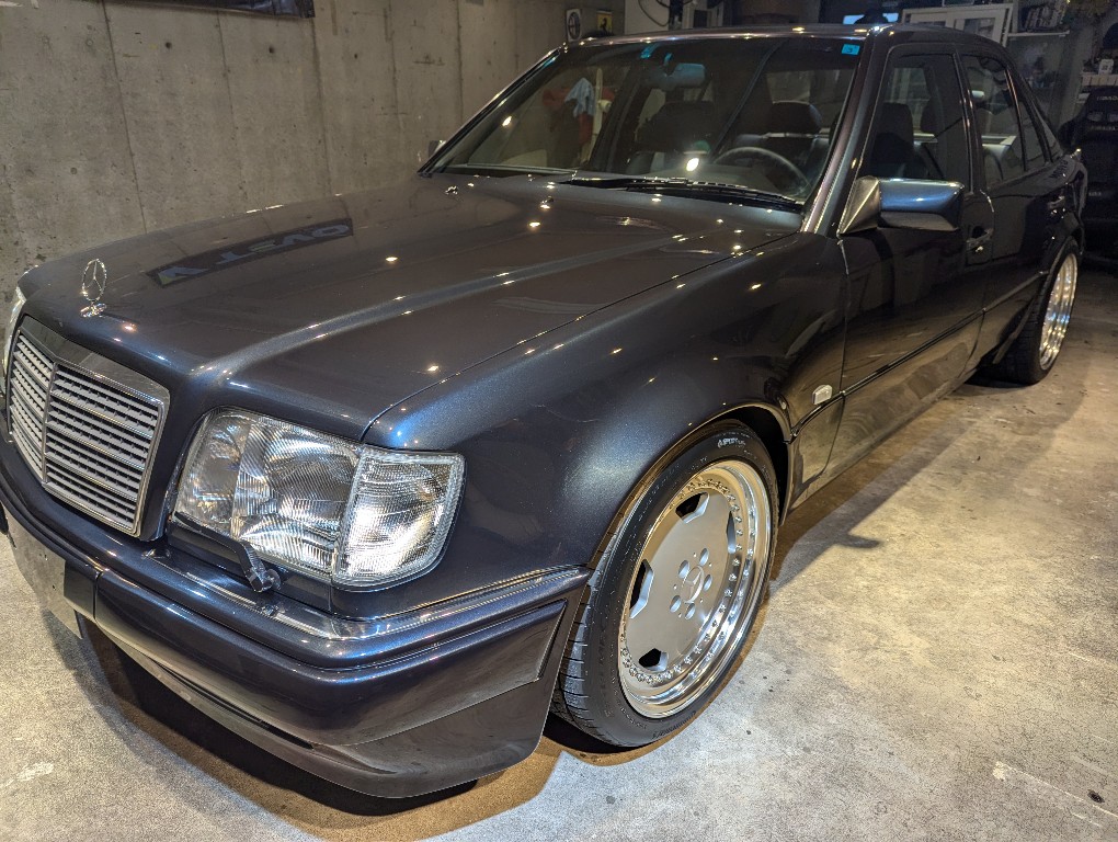 メルセデスベンツ E500(W124) コーティング・内装クリーニングのご依頼
