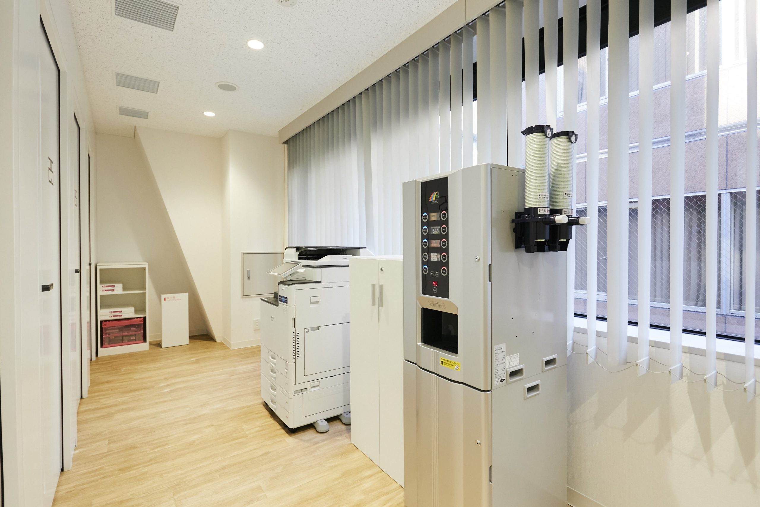 ZXY［ジザイ］新橋2 | サテライトオフィスサービス | テレワークに