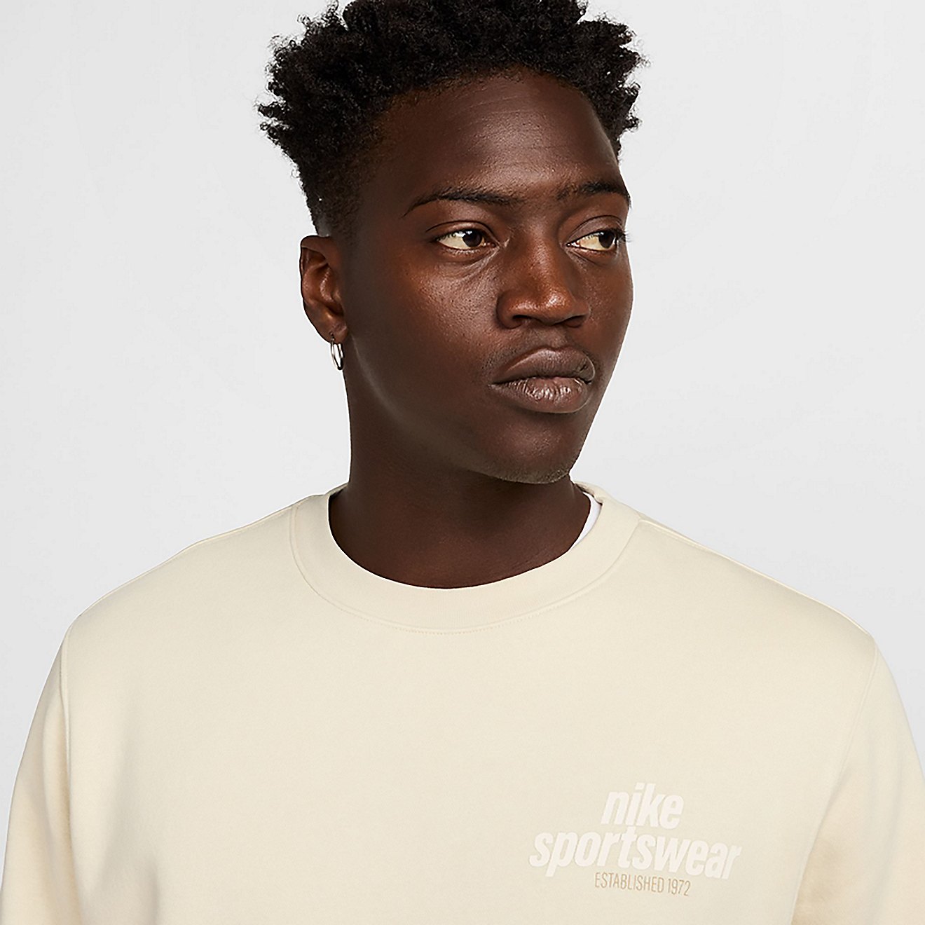 Nike Men's Club Fleece Crew GFX Sweatshirt | Academy