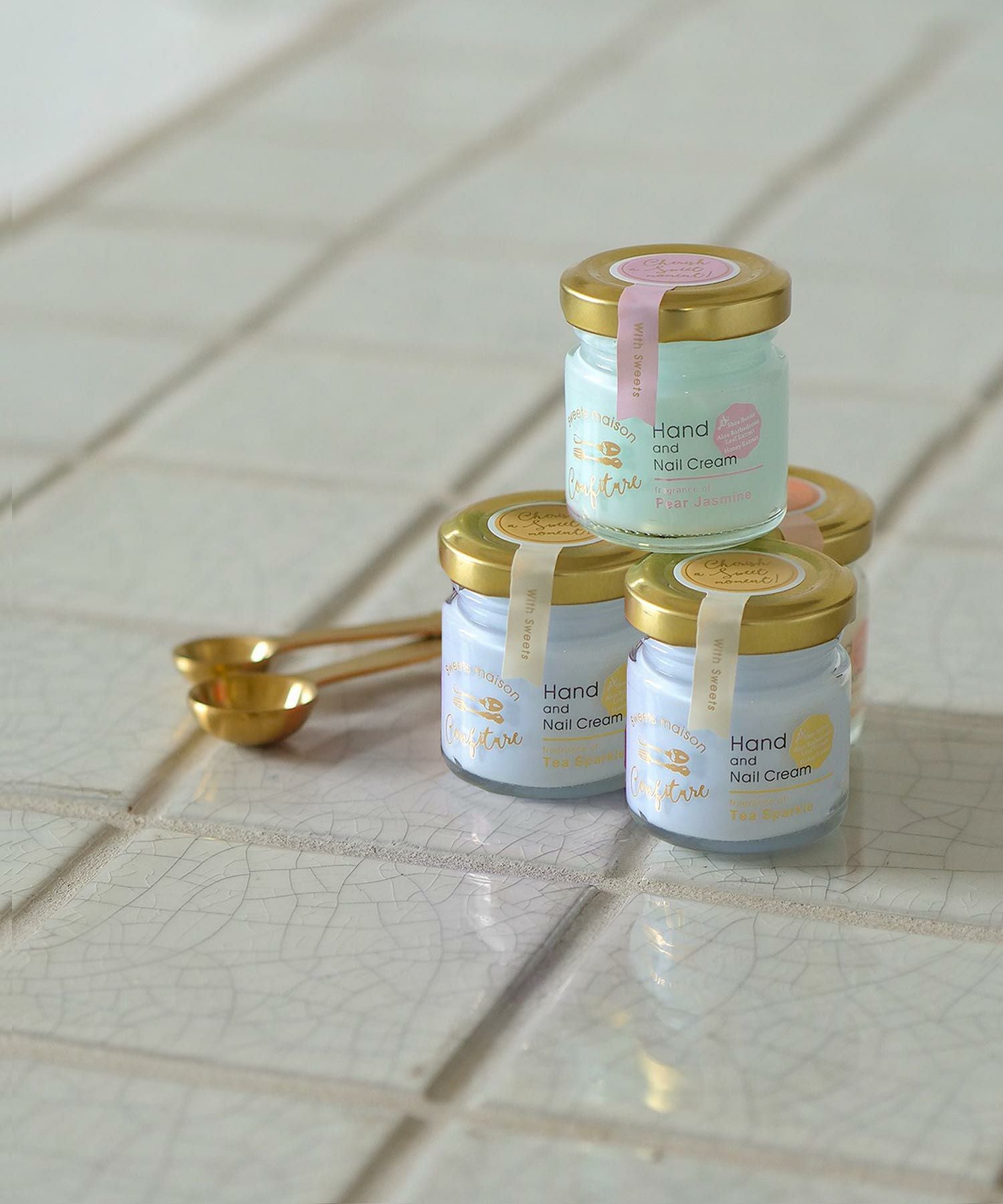 スウィーツメゾンコンフィチュールハンド&ネイルクリーム | 【公式