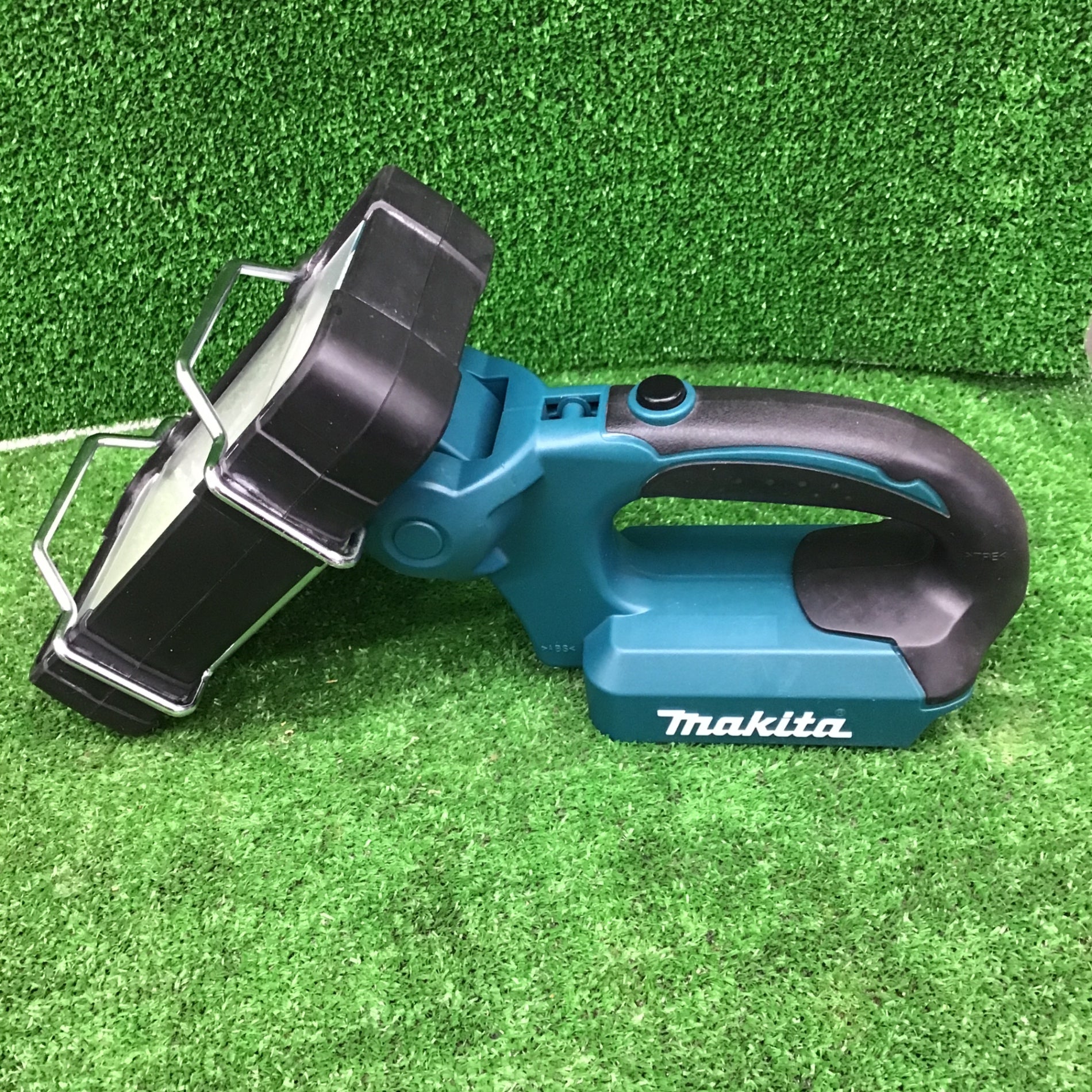 ☆マキタ(makita) コードレス蛍光灯 ML360 36Vバッテリーモデル 【桶川