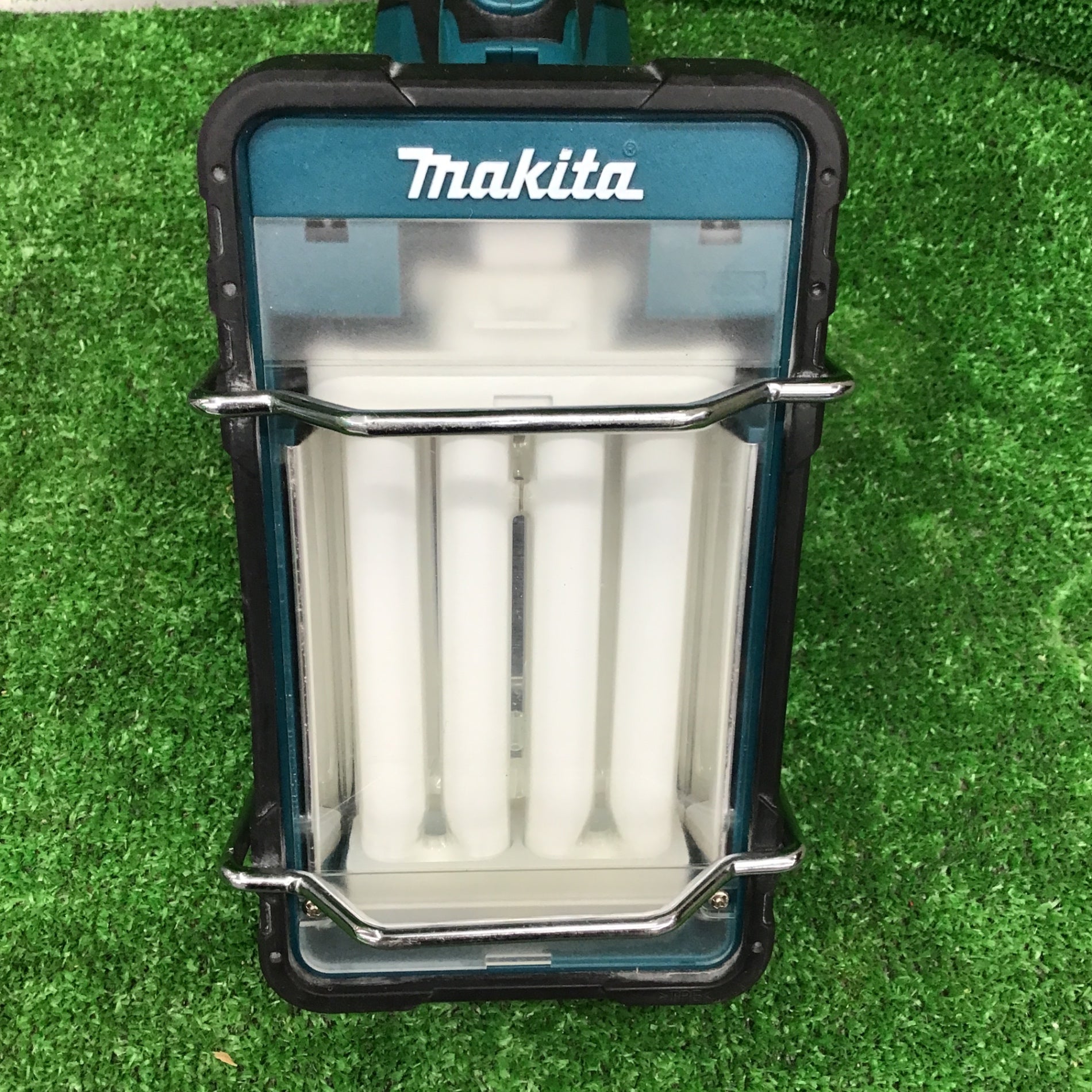 ☆マキタ(makita) コードレス蛍光灯 ML360 36Vバッテリーモデル 【桶川