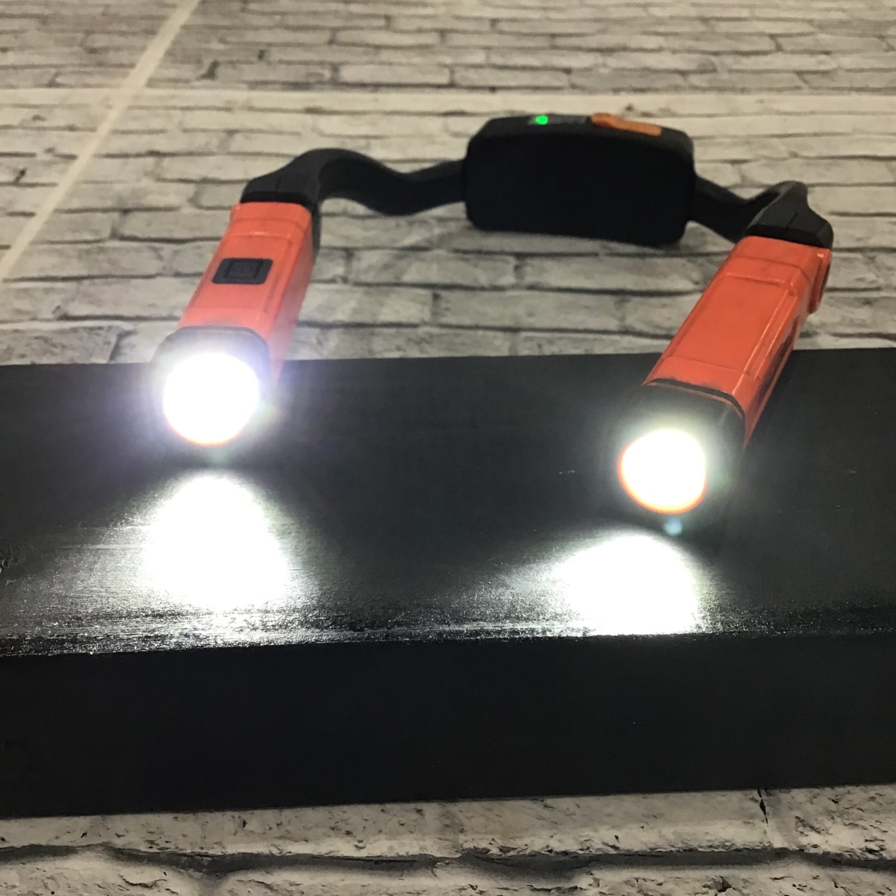 スナップオン(Snap-on) 充電式ハンズフリーLEDネックライト ECHDC038O