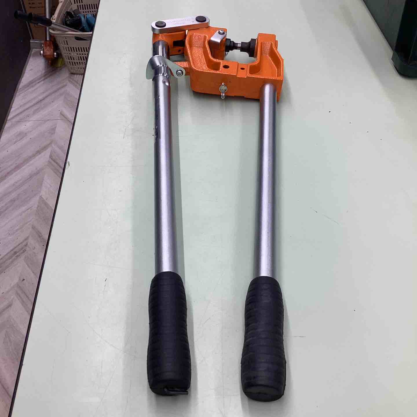 〇ネグロス電工 パンチャ MAK-RDP ケーブルラック・金属ダクト穴あけ