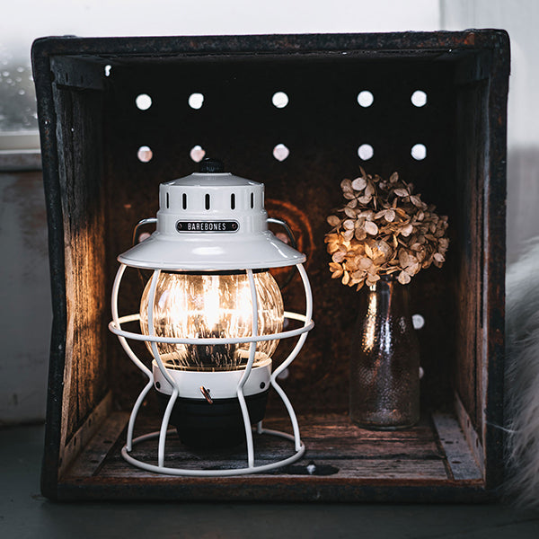 ベアボーンズ レイルロードランタンLED – aandfonlinestore