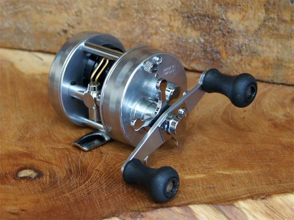 ABU Ambassadeur 1601C IARアブ アンバサダー 1601IAR☆5.3：1☆左