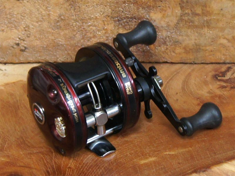 左ハンドルABU アンバサダー 4601C 3ワインカラー - ABU's memory