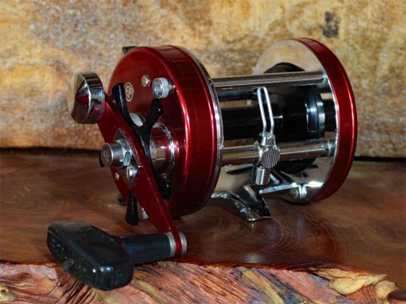 ABU Ambassadeurアブ アンバサダー 7000赤 - ABU's memory