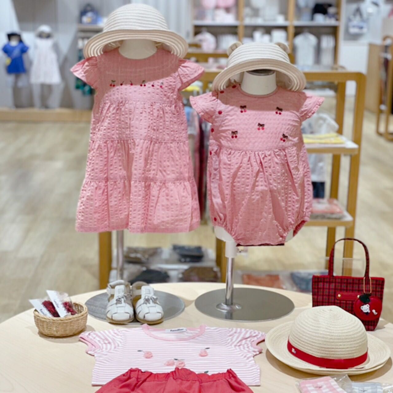 サクランボ♫入荷しました｜ファミリア吉祥寺東急ファミリアの公式ブログ