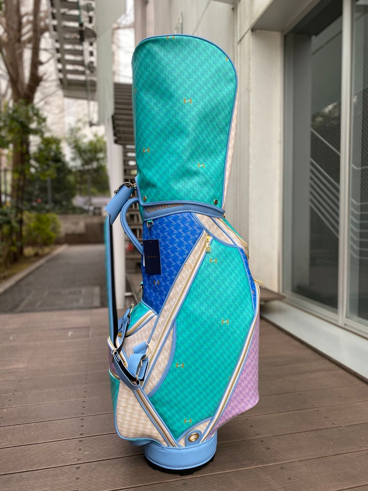 Resurrection レザレクション新色キャディバッグ入荷！ | ゴルフ5