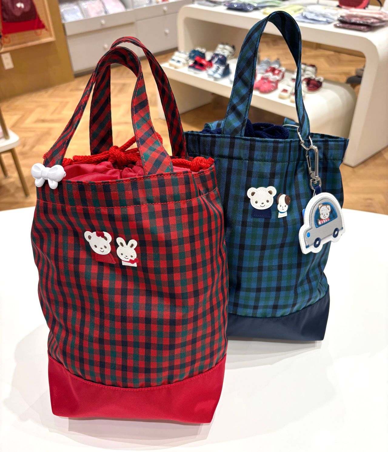 大人気♪ナイロンバッグのご紹介｜ファミリアファミリア芦屋モンテ