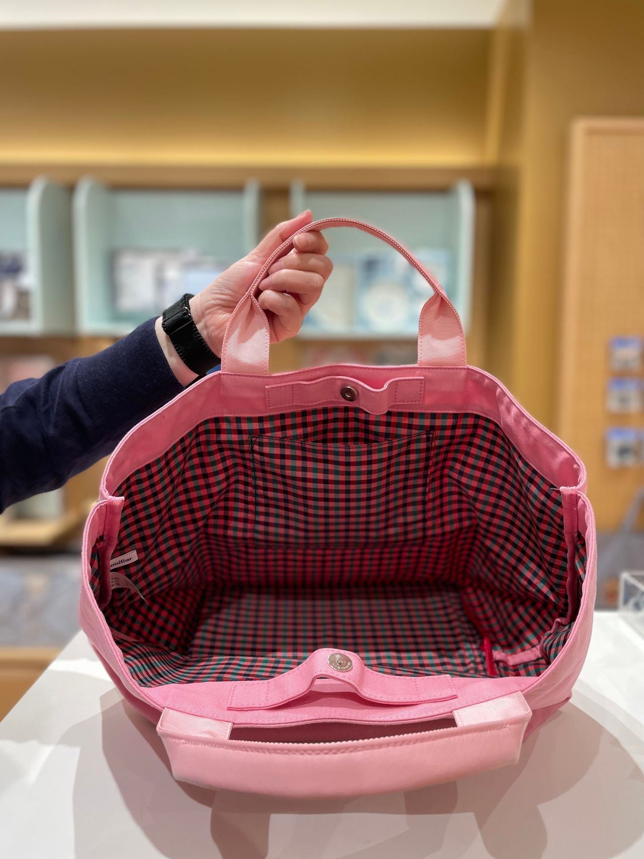 再入荷！芦屋モンテメール店限定商品⭐︎｜ファミリアファミリア芦屋