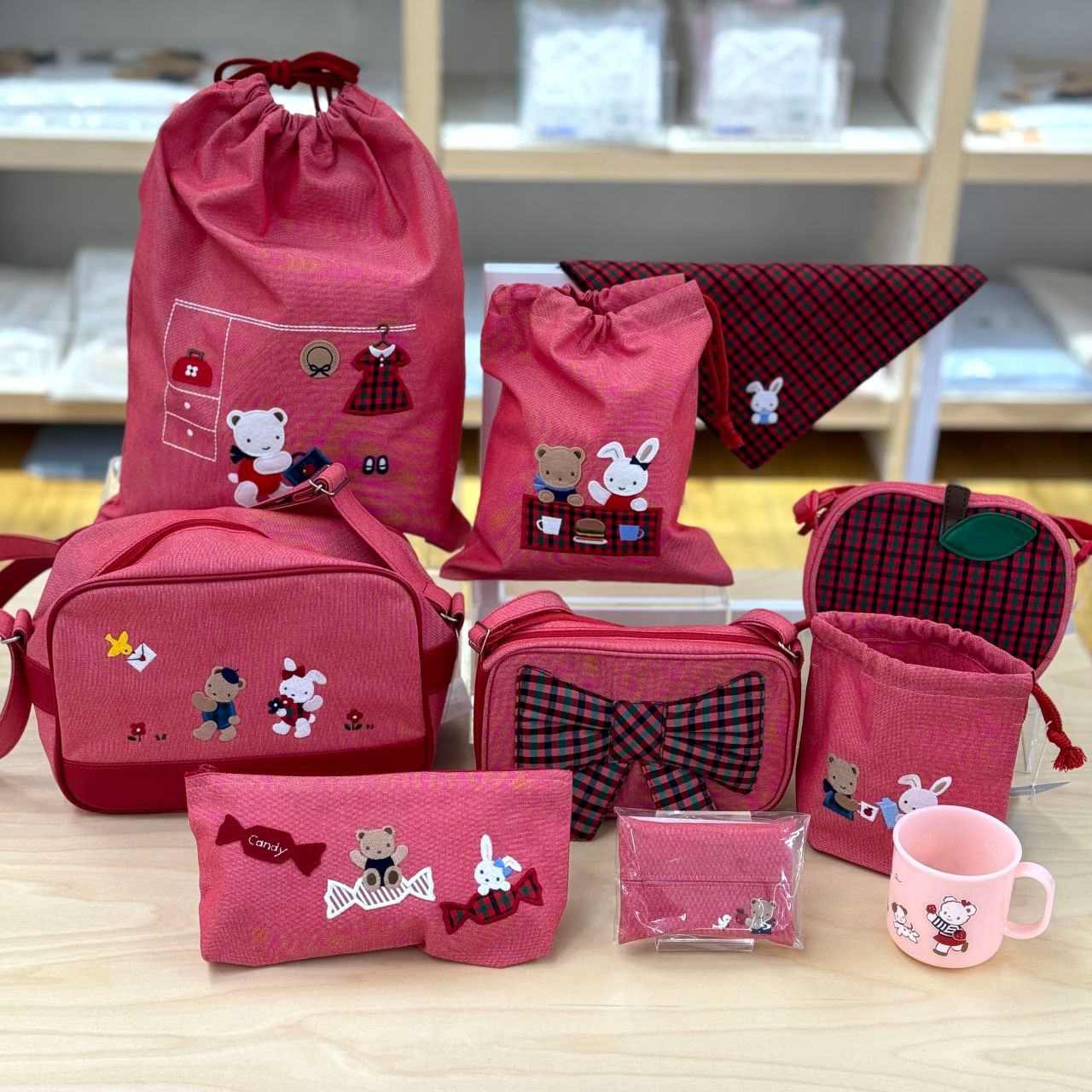 ☆デニムグッズ集めてみました☆｜ファミリア山陽百貨店の公式ブログ