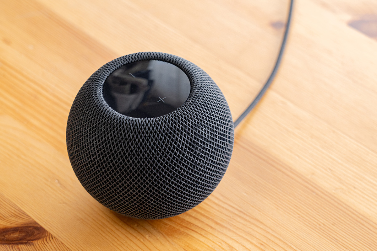 Apple HomePod miniレビュー。屋内外で使える高音質スマートスピーカー