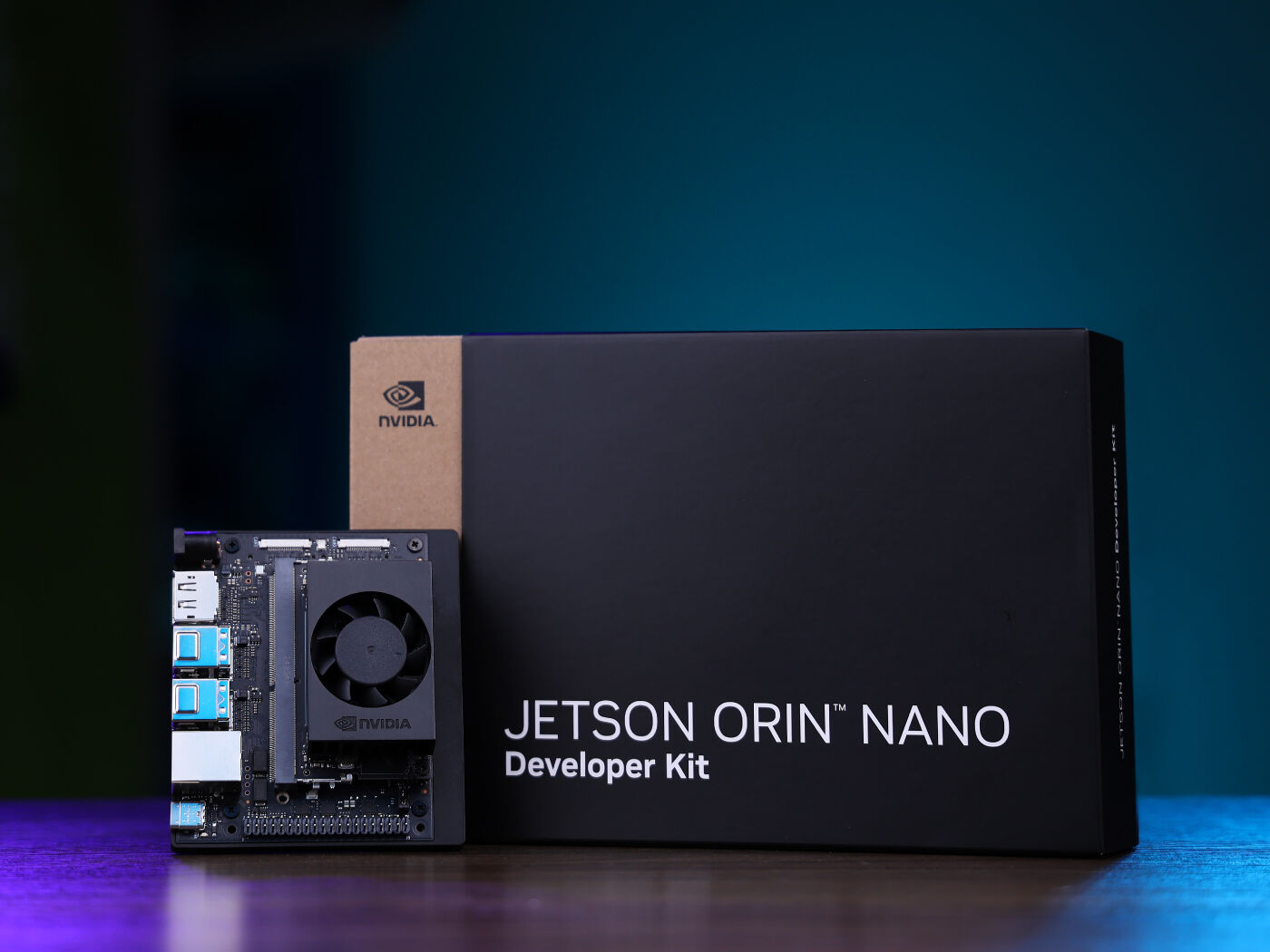 NVIDIA公式 Jetson Orin Nano スーパー開発者キット、8GB 67 TOPS、AI